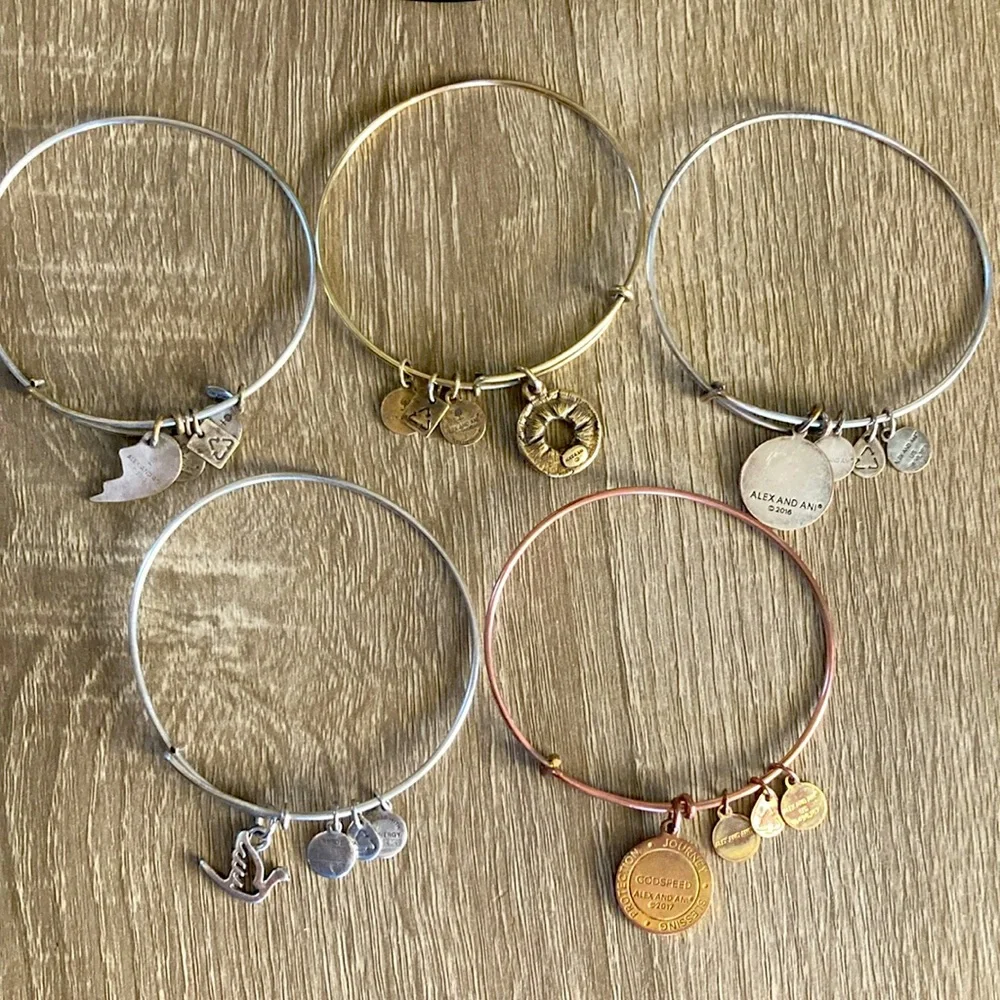 Set Alex and Ani‎ Bracelets Set of 5